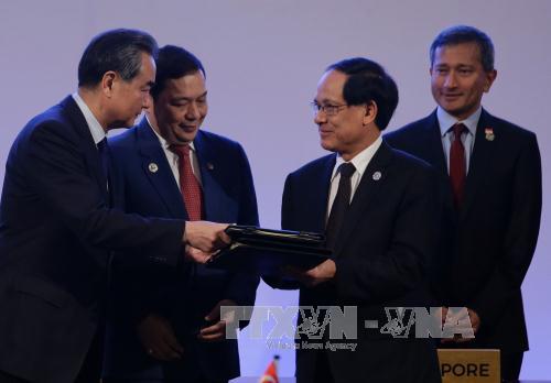 Trung Quốc đề xuất 7 điểm về việc nâng tầm quan hệ với ASEAN ảnh 1